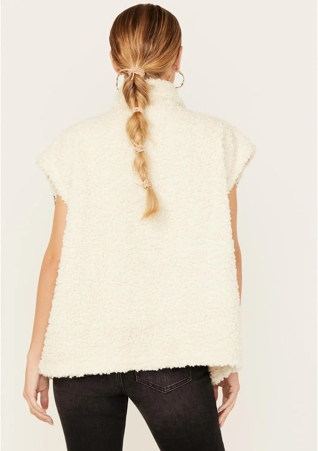 [BLANKNYC] Womens Light Wash Denim Trucker Vest W/Faux Sherpa Detail in Snow Bank