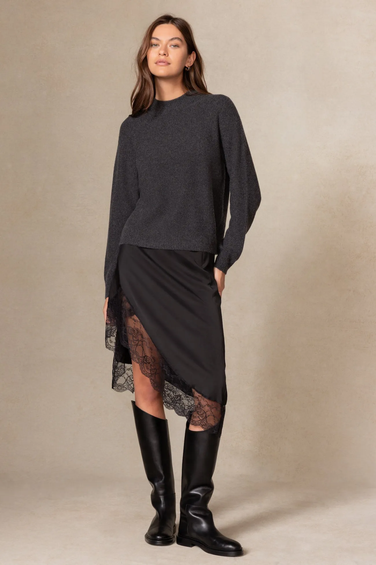 EDEN CREWNECK CASHMERE SWEATER