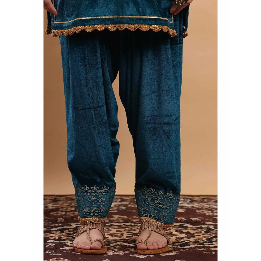 Kaanchie Nanggia Teal Green Embroidered Kurta Salwar (Set of 2)