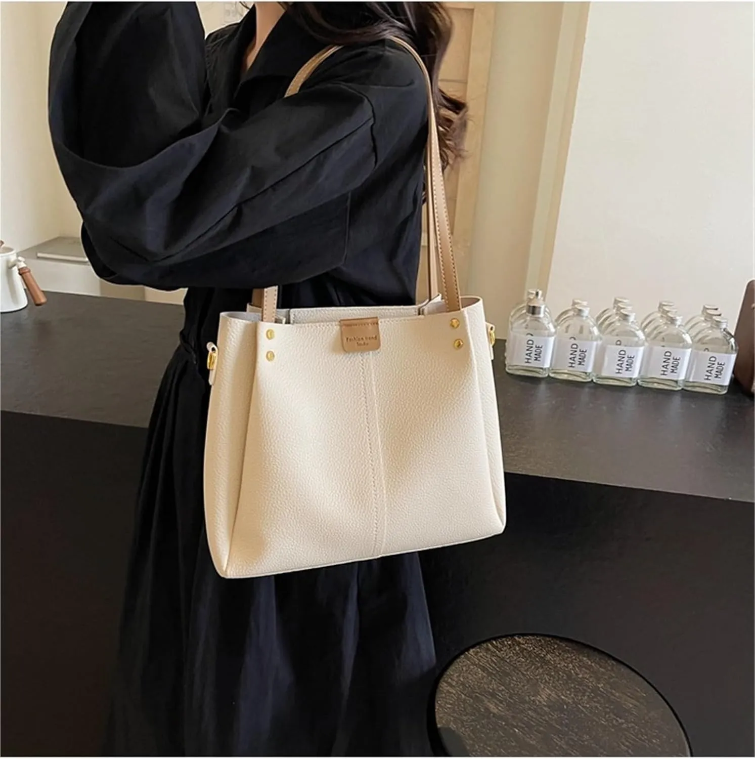Ladies shoulder bag tote bag