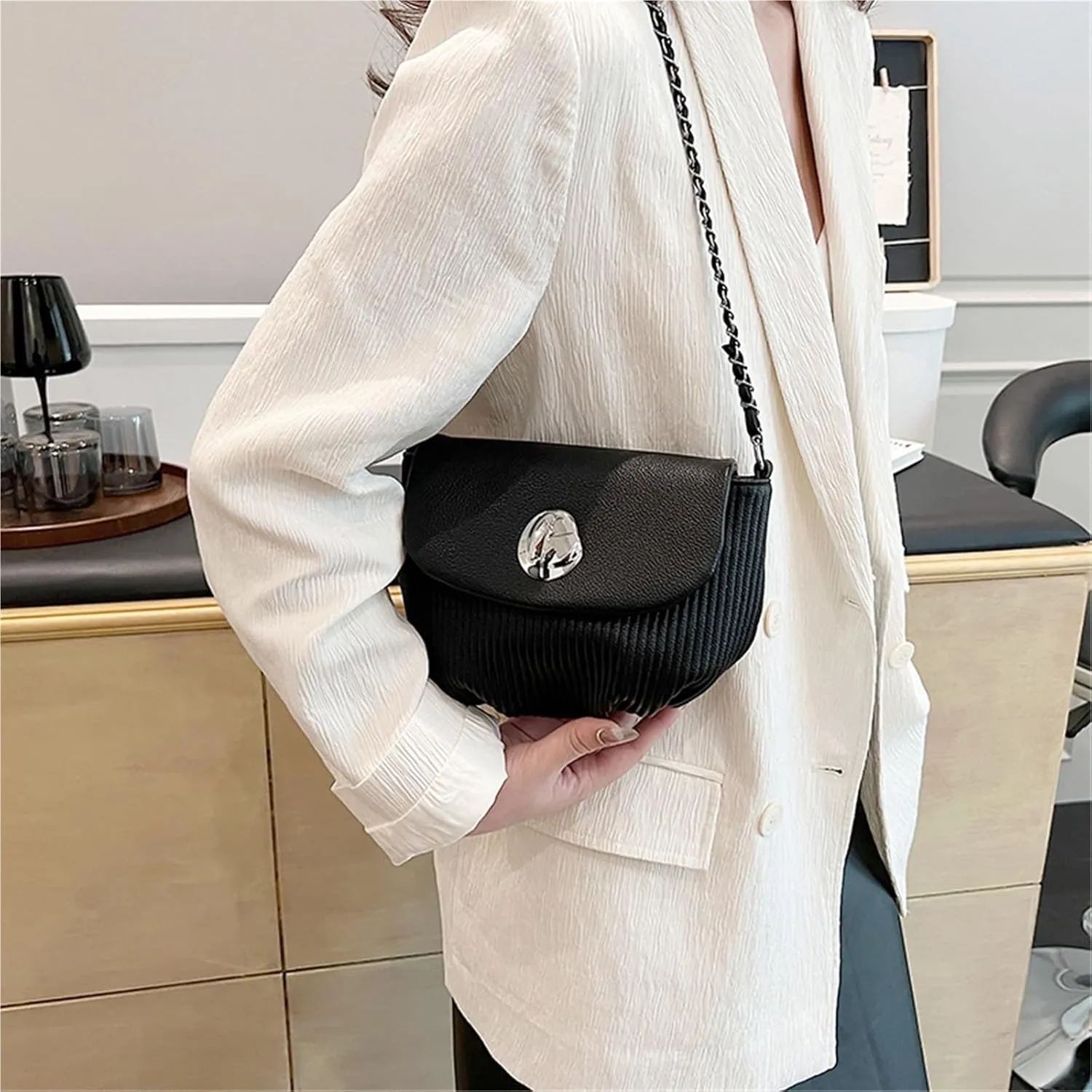 Lady's chain shoulder messenger bag saddle bag