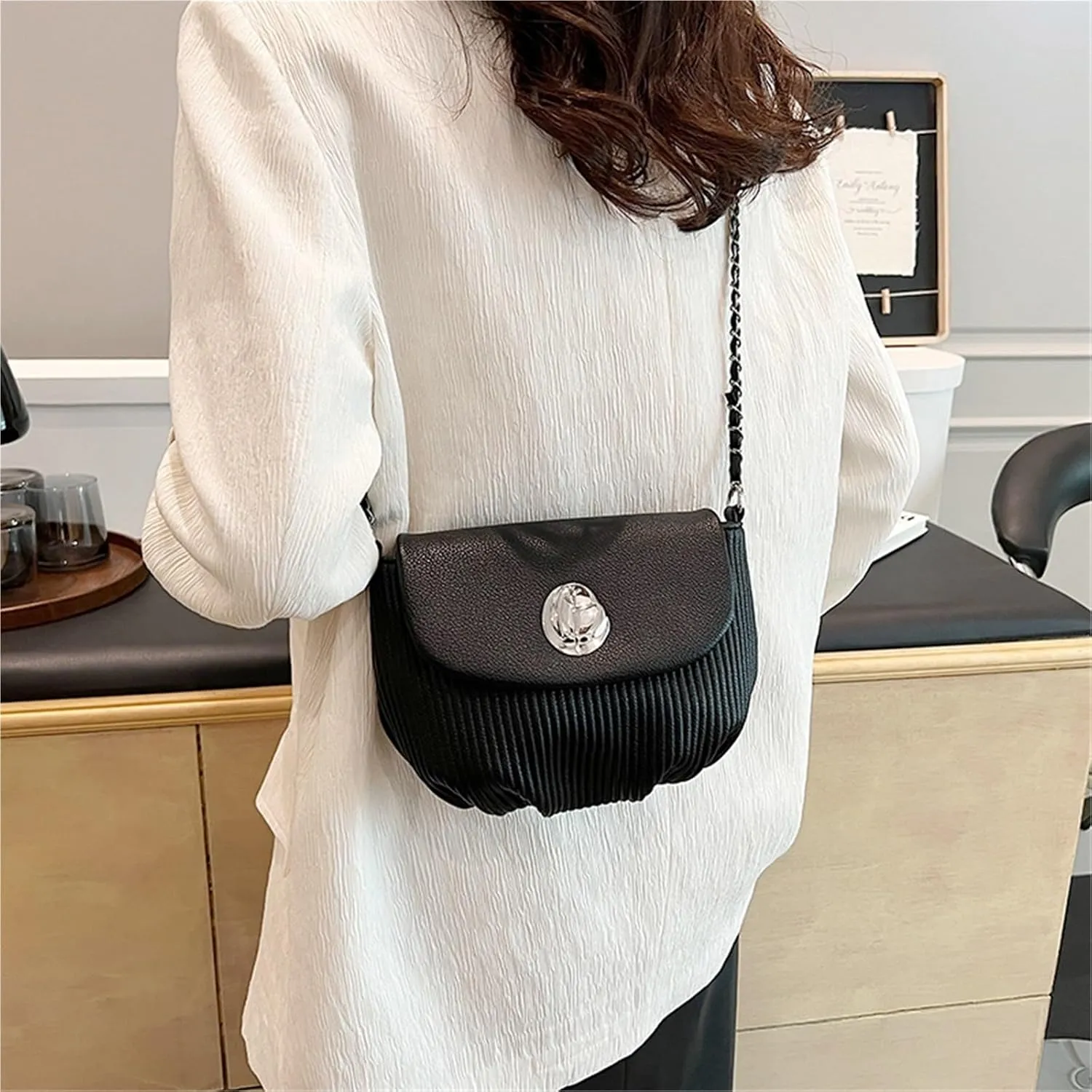 Lady's chain shoulder messenger bag saddle bag