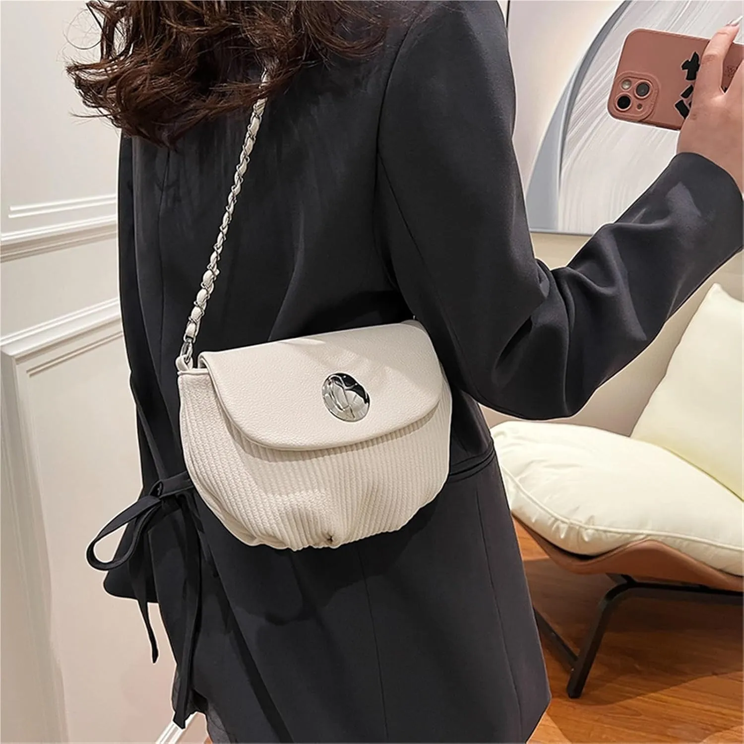 Lady's chain shoulder messenger bag saddle bag