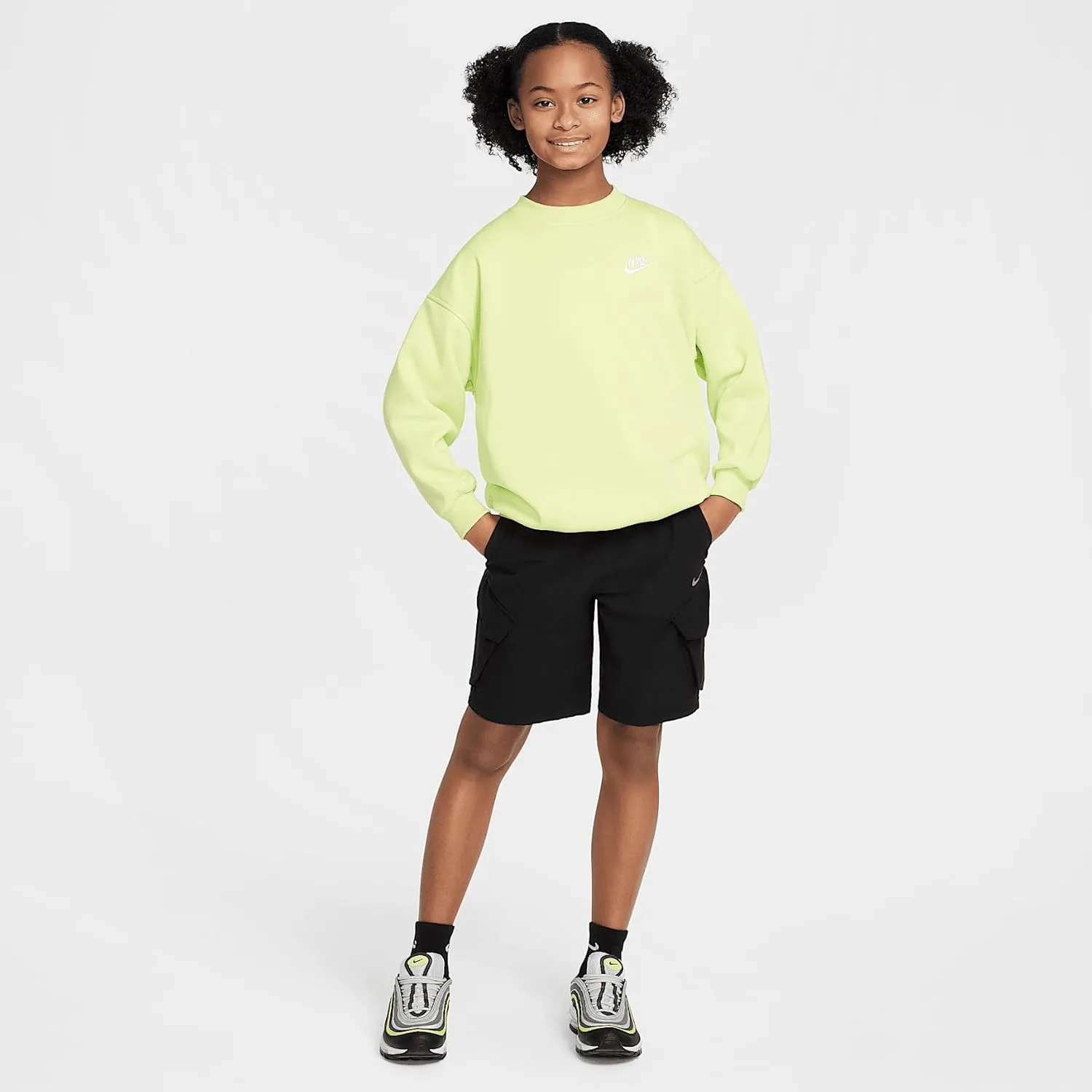 Nike Sportswear Club Fleece Big Kids' Oversized Sweatshirt (FD2923-736, Light Lemon Twist/White)