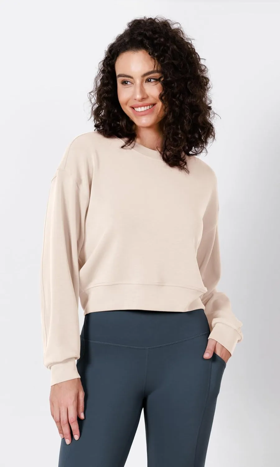 ODODOS Modal Soft Long Sleeve Cropped Sweatshirts for Women Oversized Crew Neck Pullover Crop Top