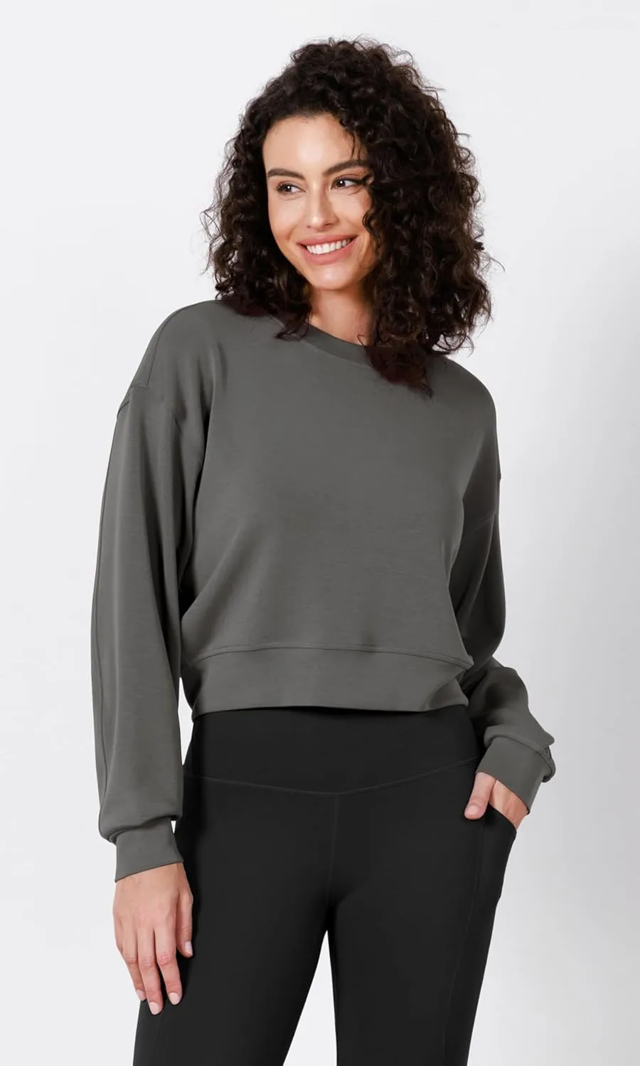 ODODOS Modal Soft Long Sleeve Cropped Sweatshirts for Women Oversized Crew Neck Pullover Crop Top