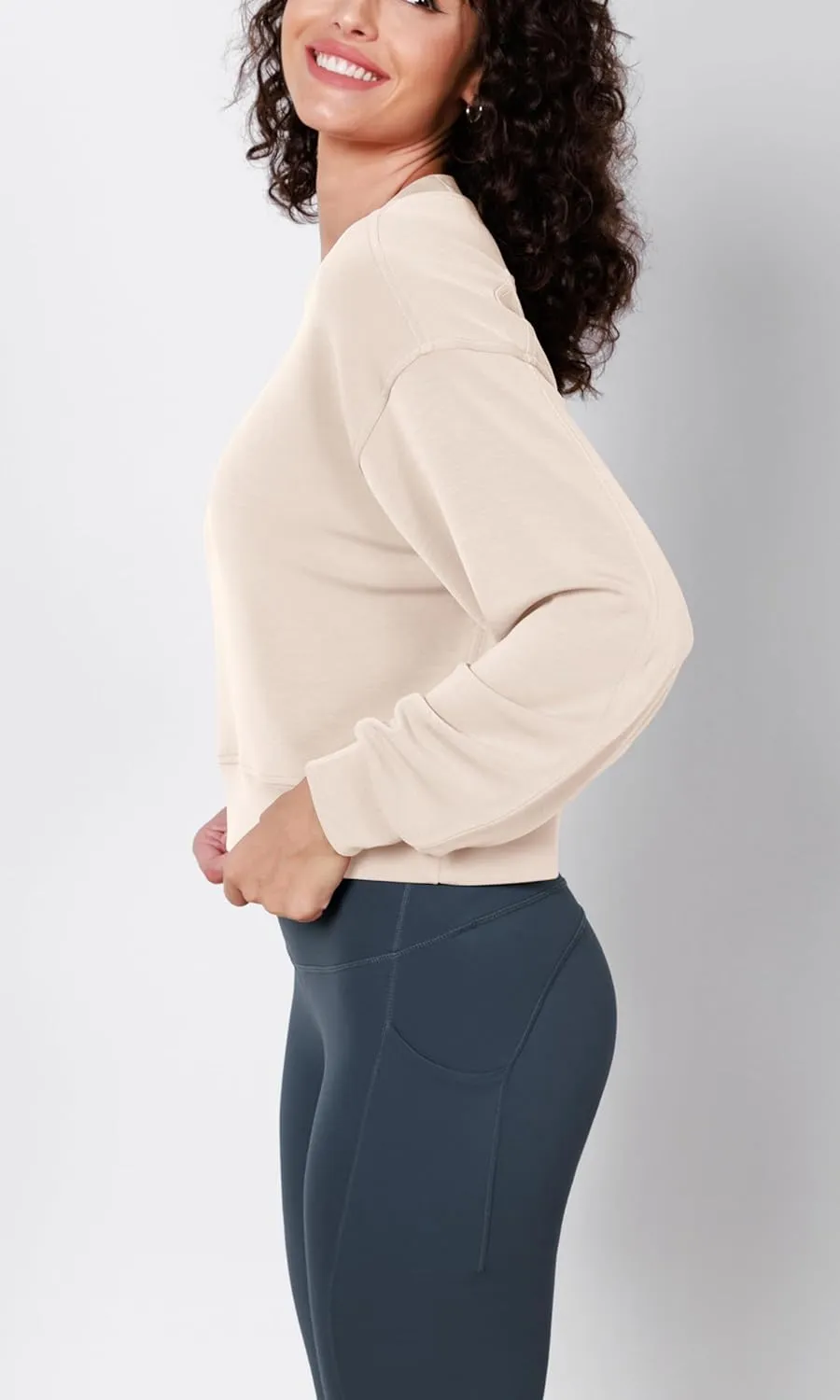 ODODOS Modal Soft Long Sleeve Cropped Sweatshirts for Women Oversized Crew Neck Pullover Crop Top