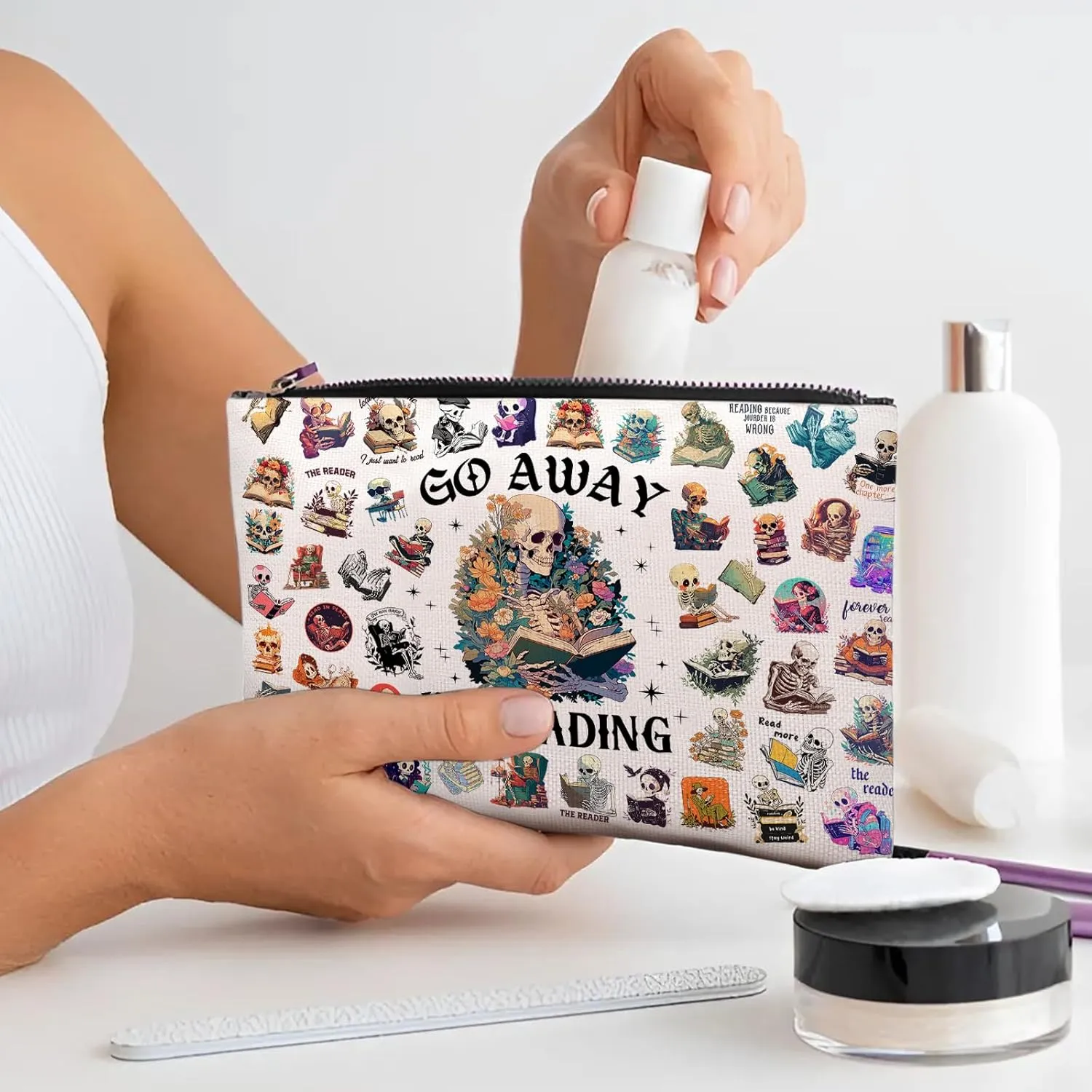 Skeleton Reading Funny Makeup Bag, Cute Skull Gifts For Women, Colorful Skeleton Cosmetic Bag, Travel Toiletry Pouch, Birthday Anniversary Christmas Gifts For Mom Sister, Travel Toiletry Bag