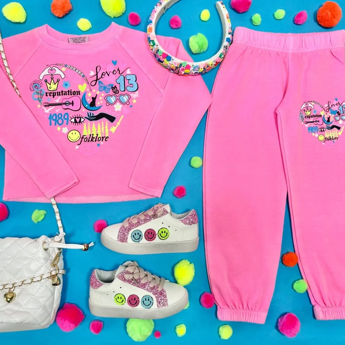SWIFTIE ICONS BOLTS SWEATSHIRT