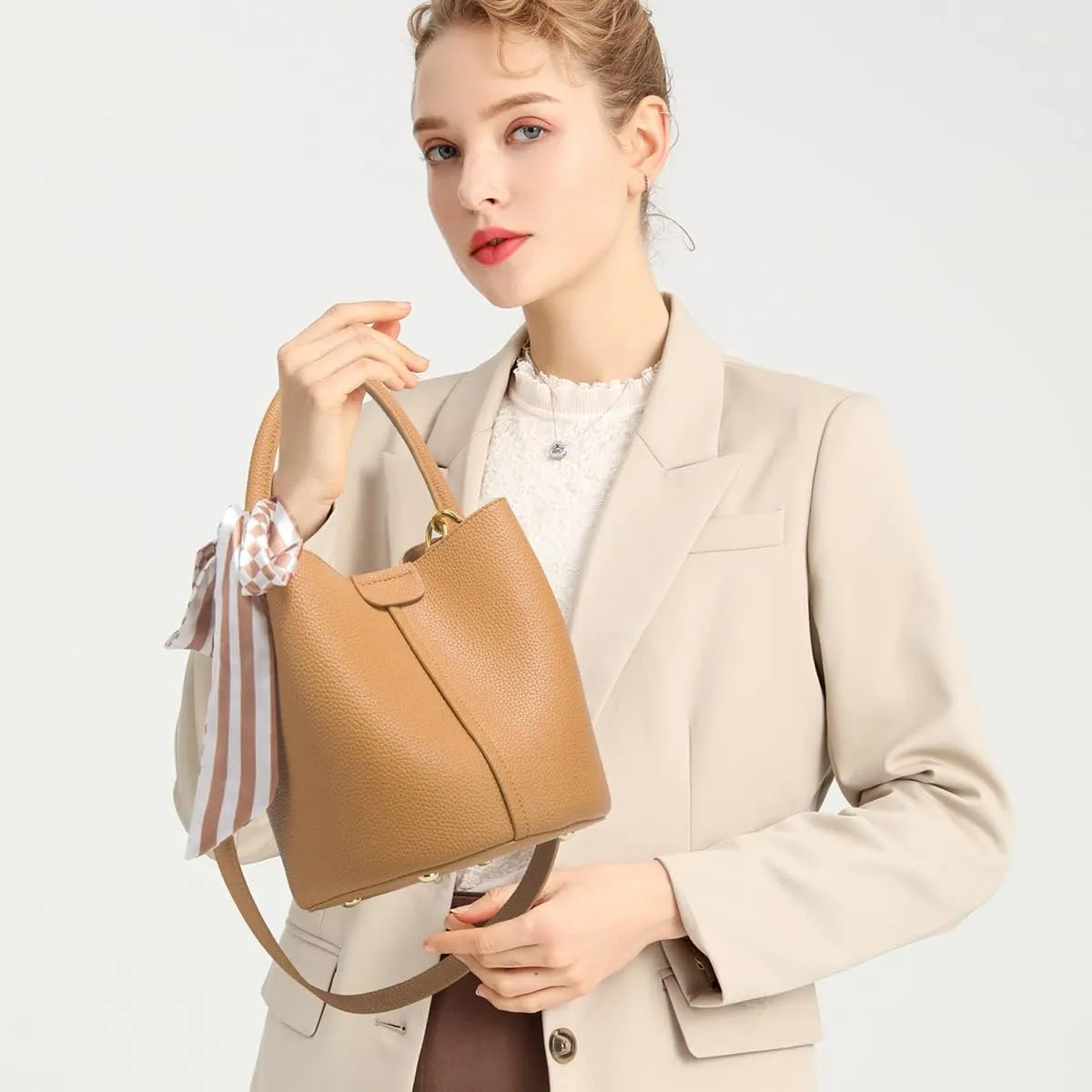 Women's bucket bag Women's small crossbody bag Y2K shoulder bag Simple handbag clutch small wallet