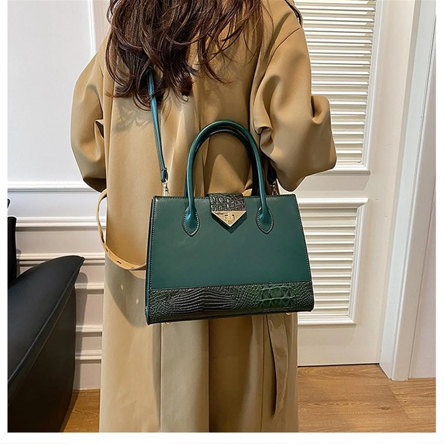 Women's Crocodile Tote Bag One-shoulder Straddle Handbag