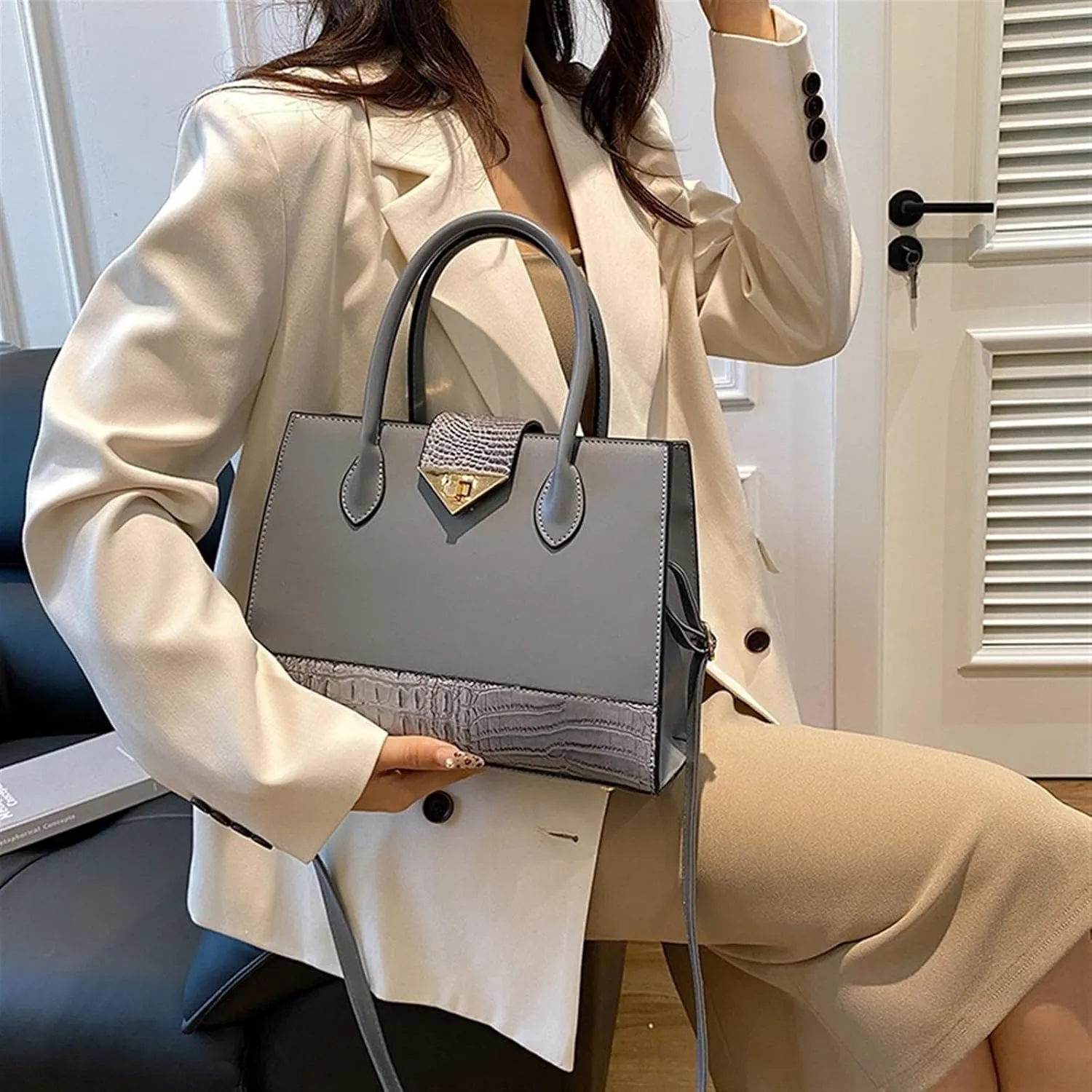 Women's Crocodile Tote Bag One-shoulder Straddle Handbag