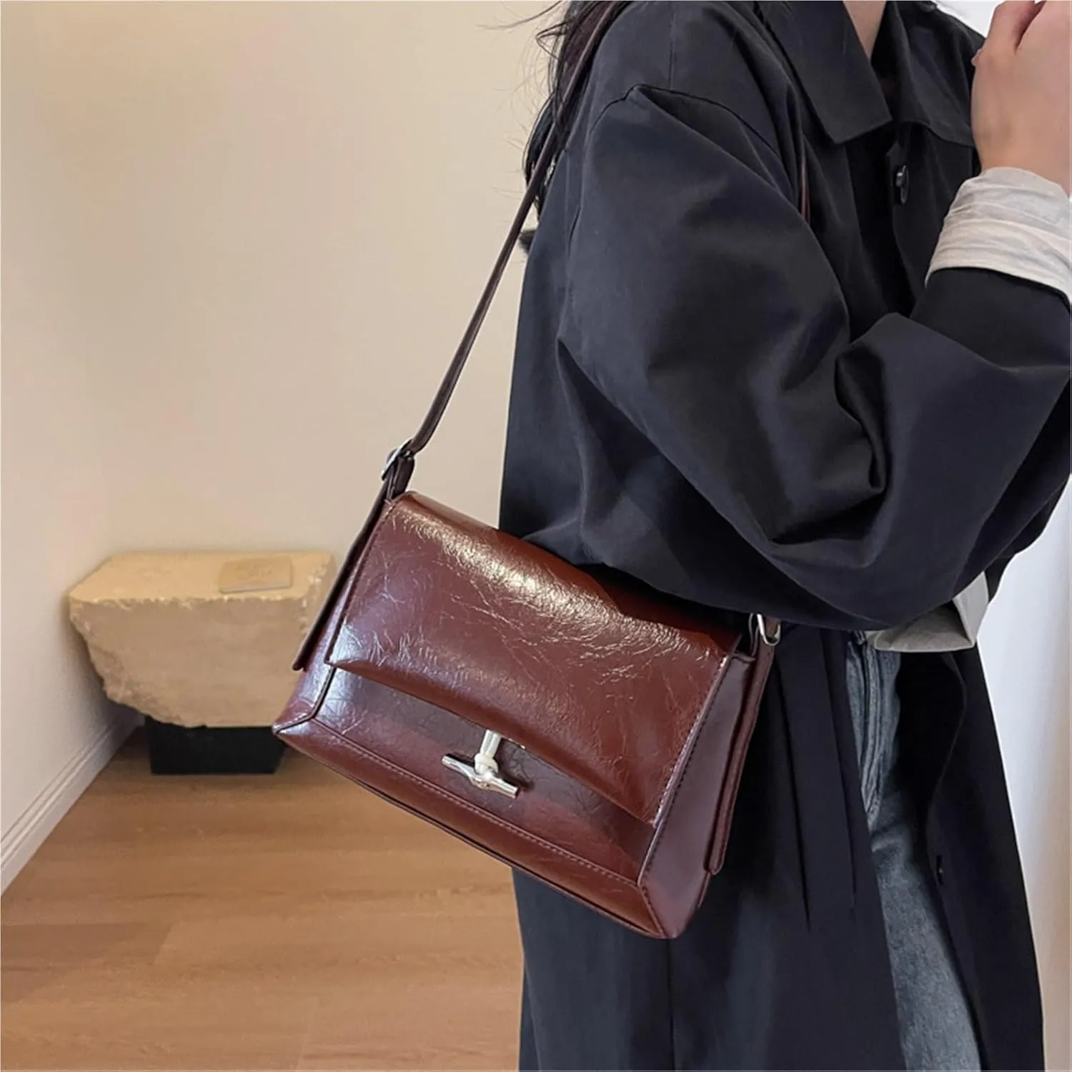 Women's oil shoulder bag crossbody bag